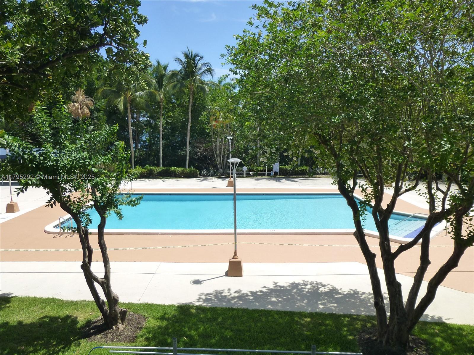 ADMIRALS PORT CONDO WEST - Residential