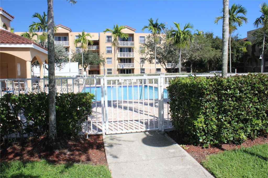 Photo of 519 E Sheridan St #1082, Dania Beach, FL 33004 (MLS # A12039073)