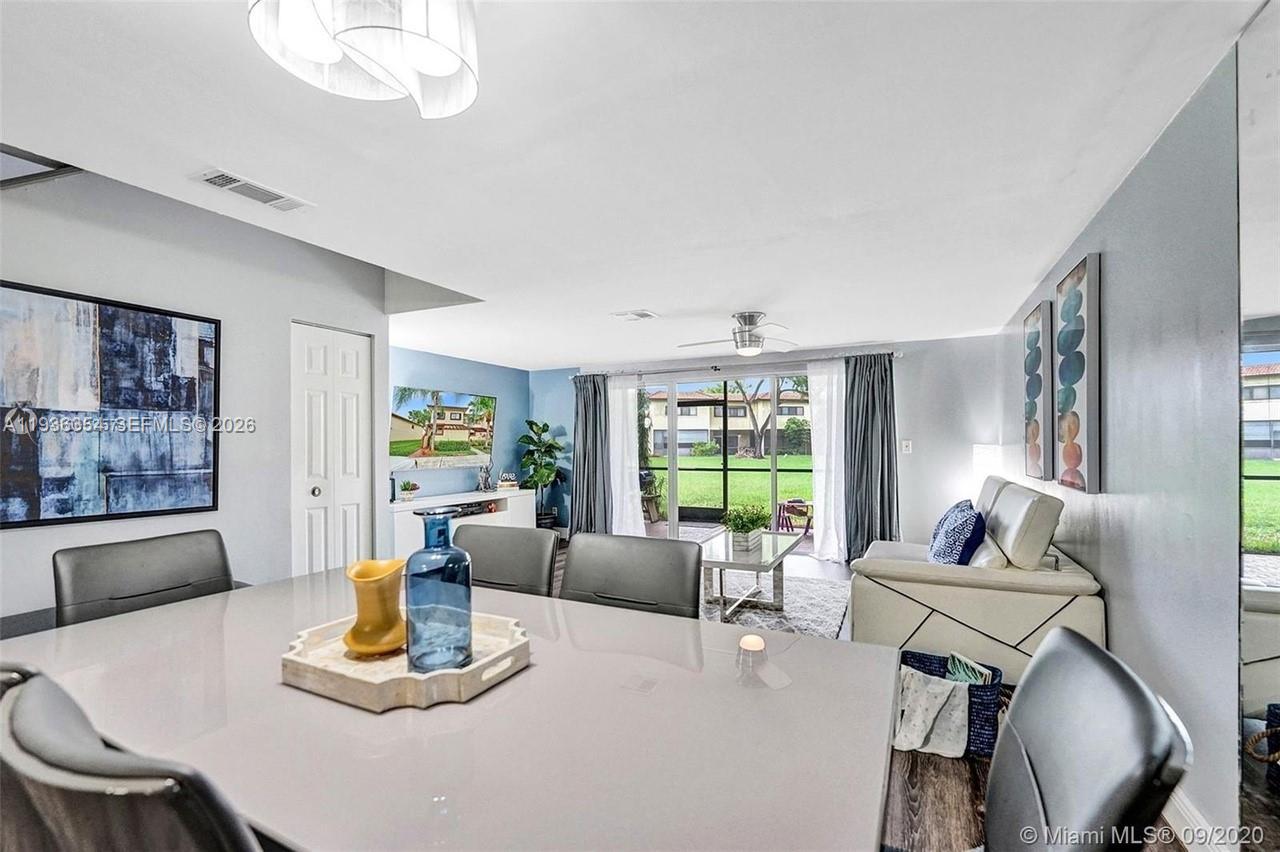 SPRINGTREE LAKES - Residential