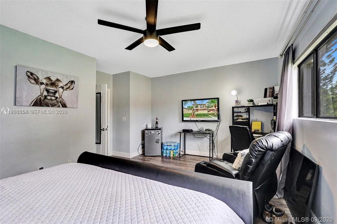 SPRINGTREE LAKES - Residential