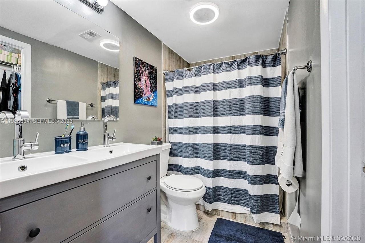 SPRINGTREE LAKES - Residential