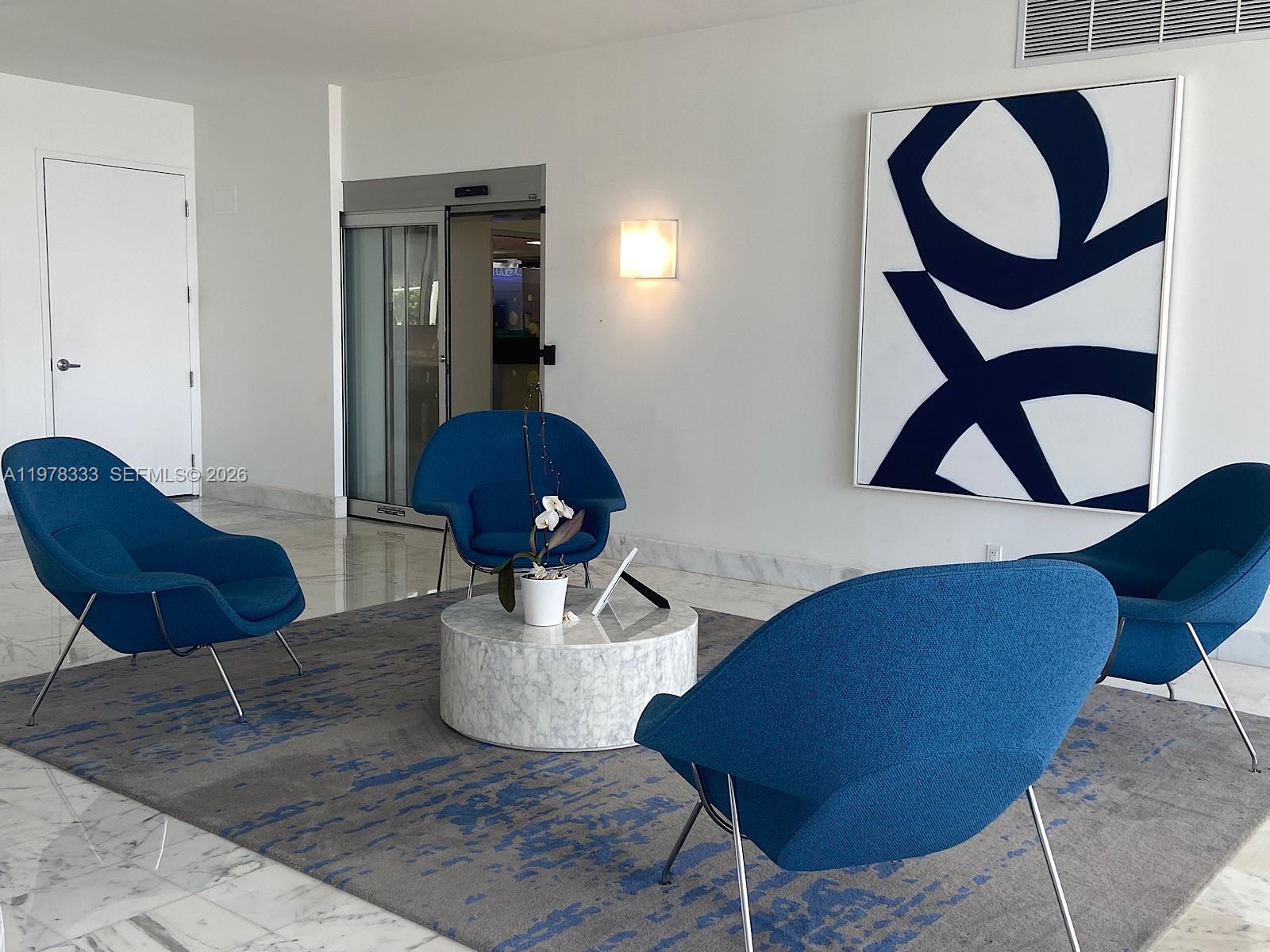 Mirador 1000 - Residential