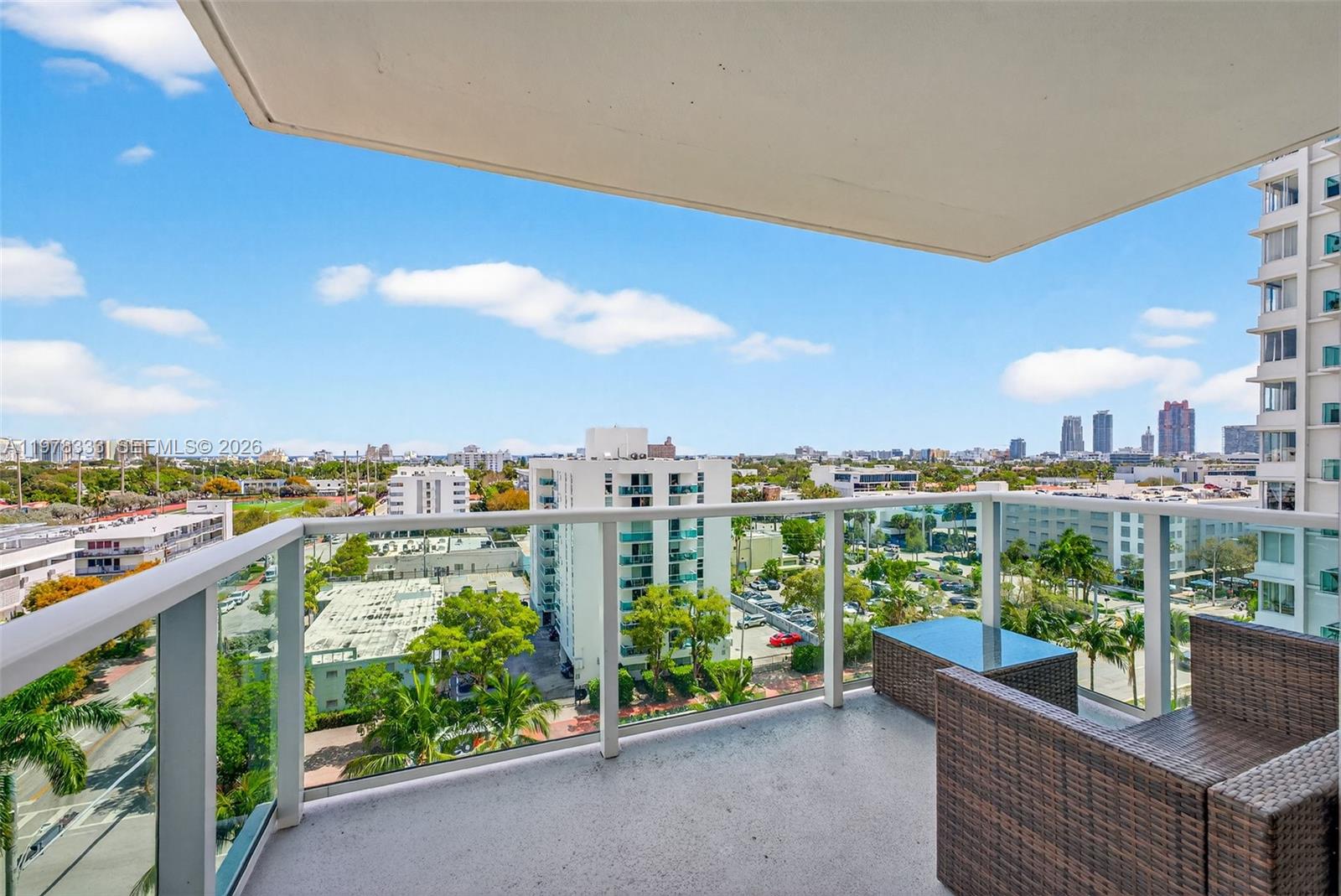 Mirador 1000 - Residential