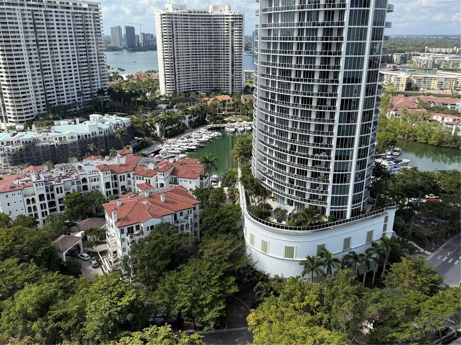 WILLIAMS ISLAND - Residential