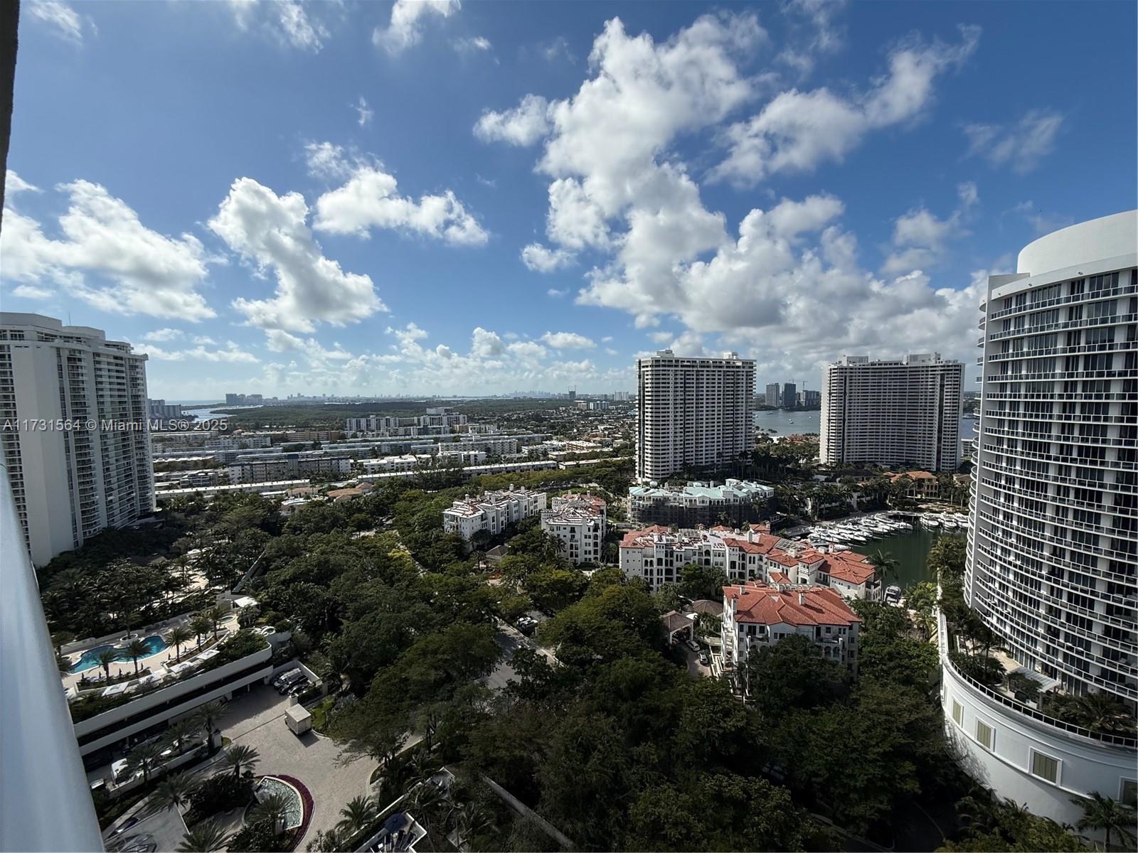 WILLIAMS ISLAND - Residential
