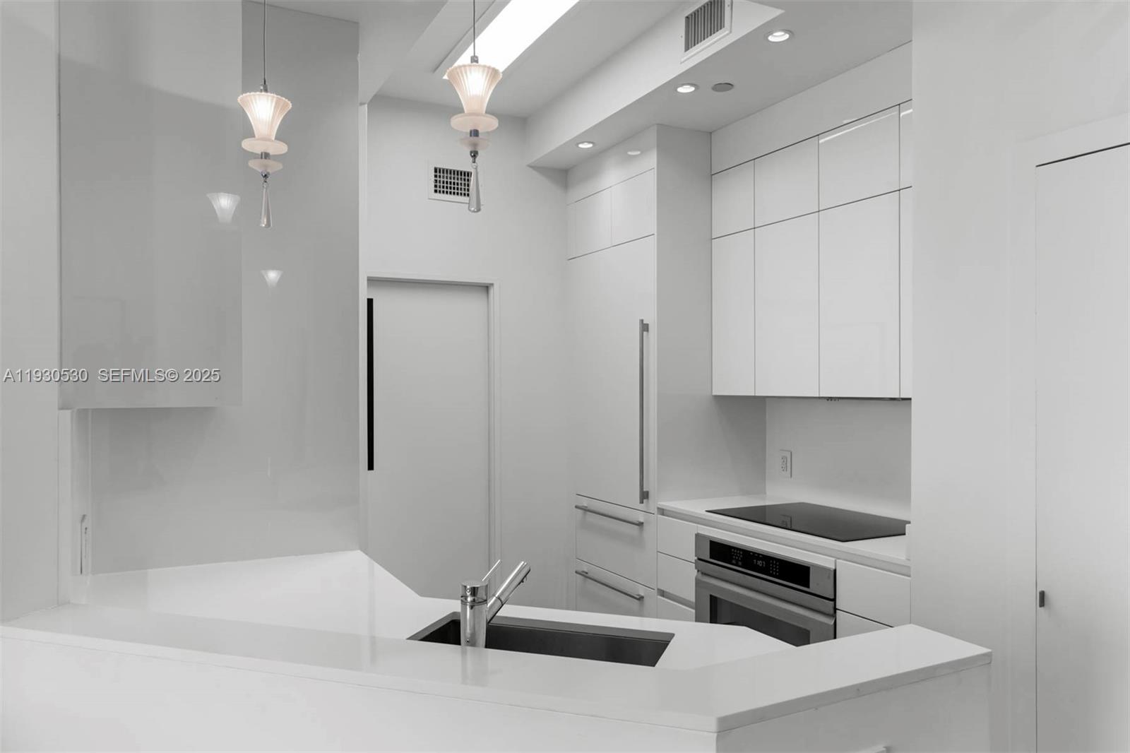 ONE TEQUESTA POINT CONDO - Residential Lease