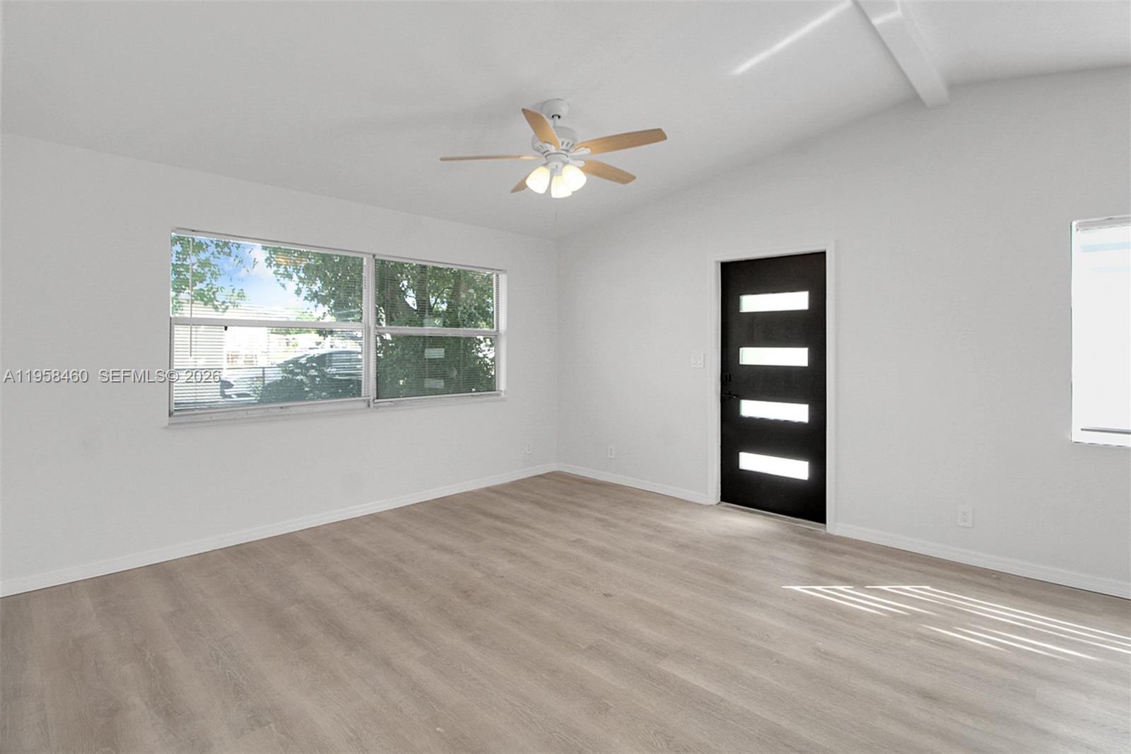 LAUDERDALE MANORS AMD PLA - Residential