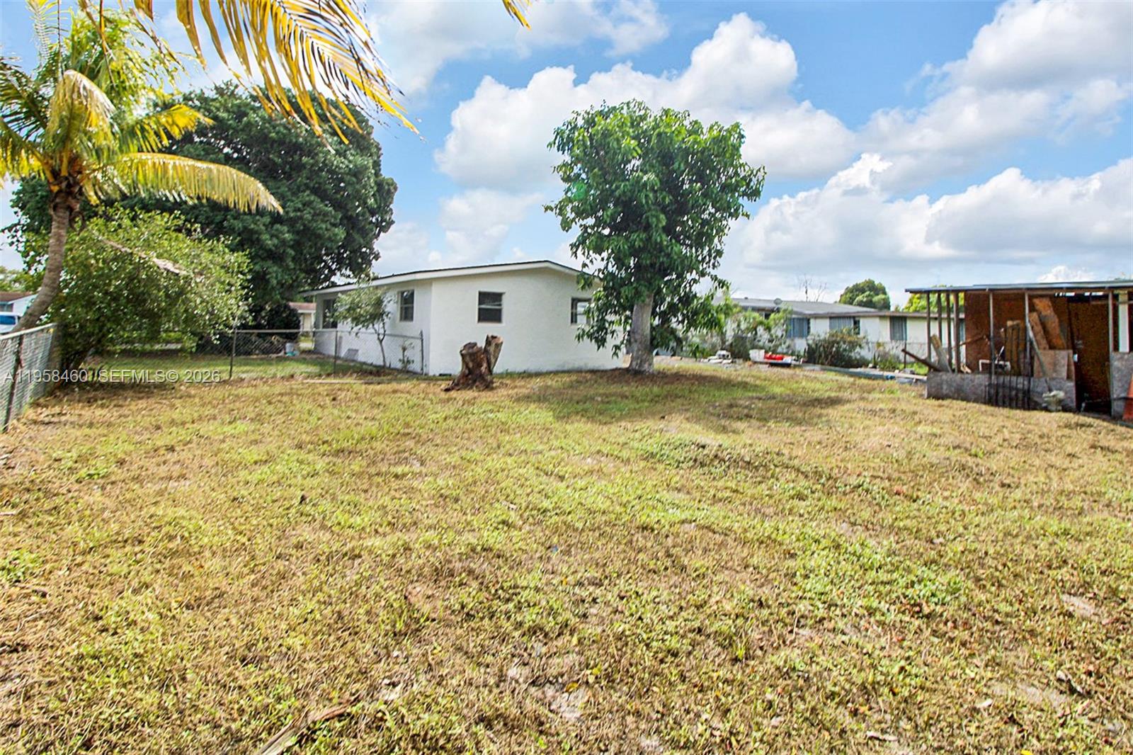 LAUDERDALE MANORS AMD PLA - Residential