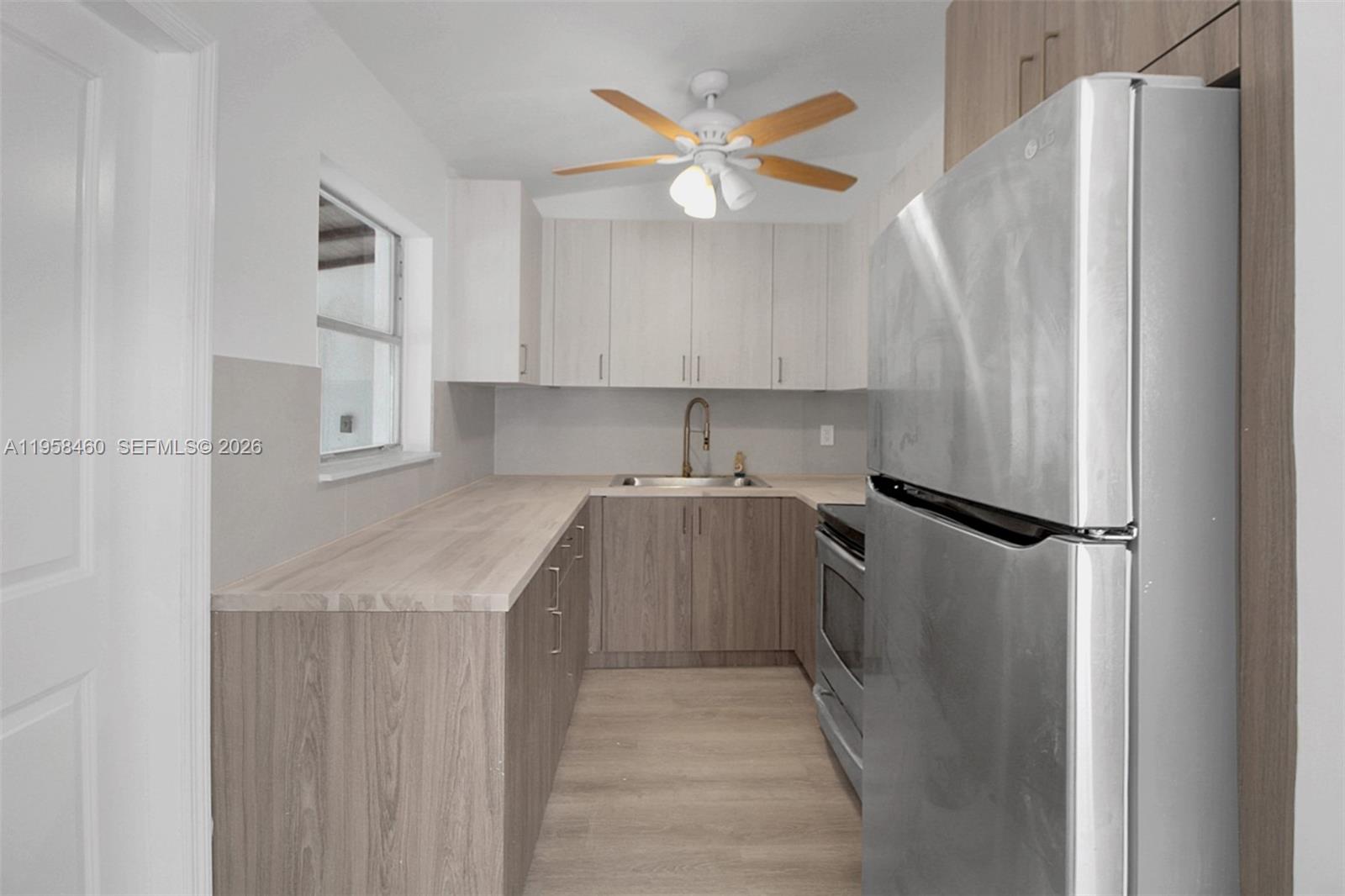 LAUDERDALE MANORS AMD PLA - Residential