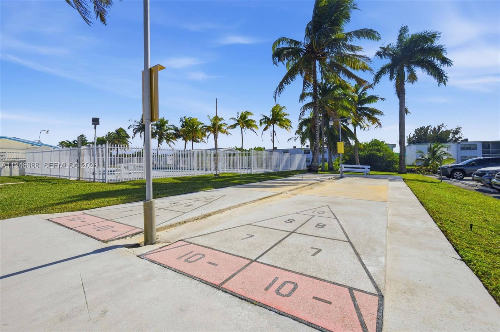 RO-MONT GARDENS ANDOVER C - Residential