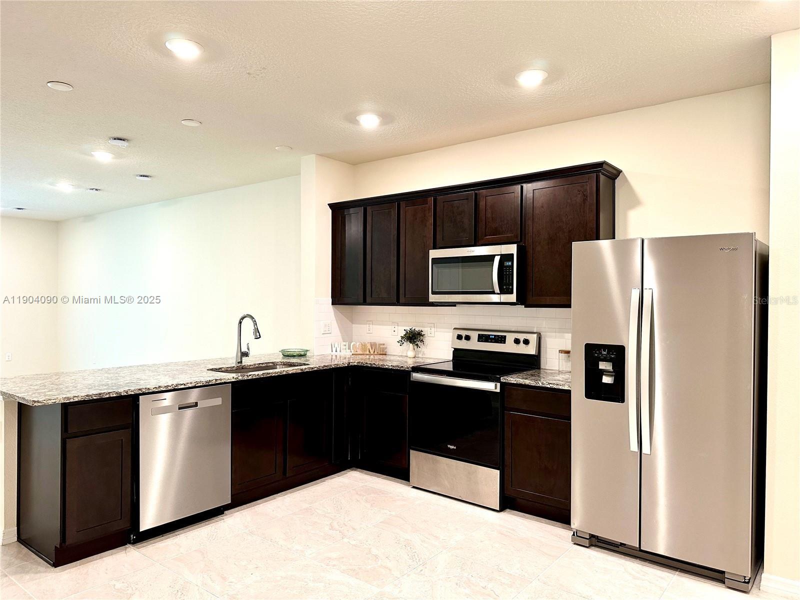 4574 CYPRESS CAY WAY