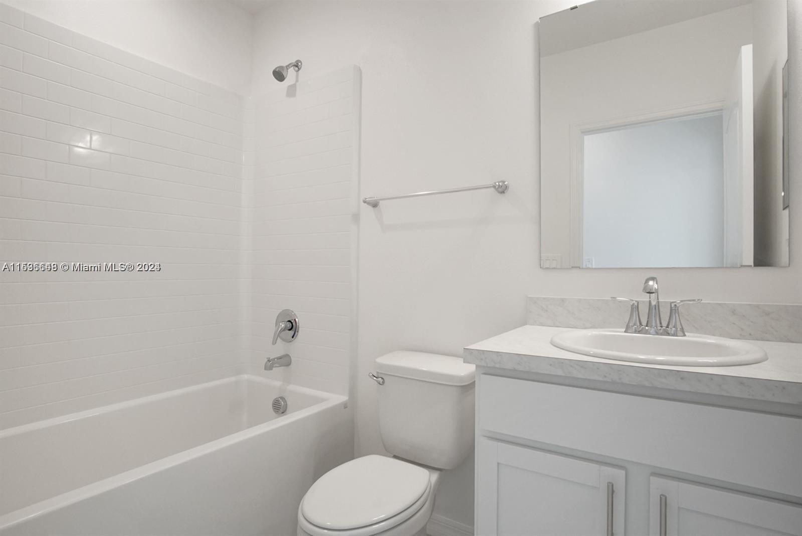 PORT ST LUCIE SECTION 10 - Residential Lease