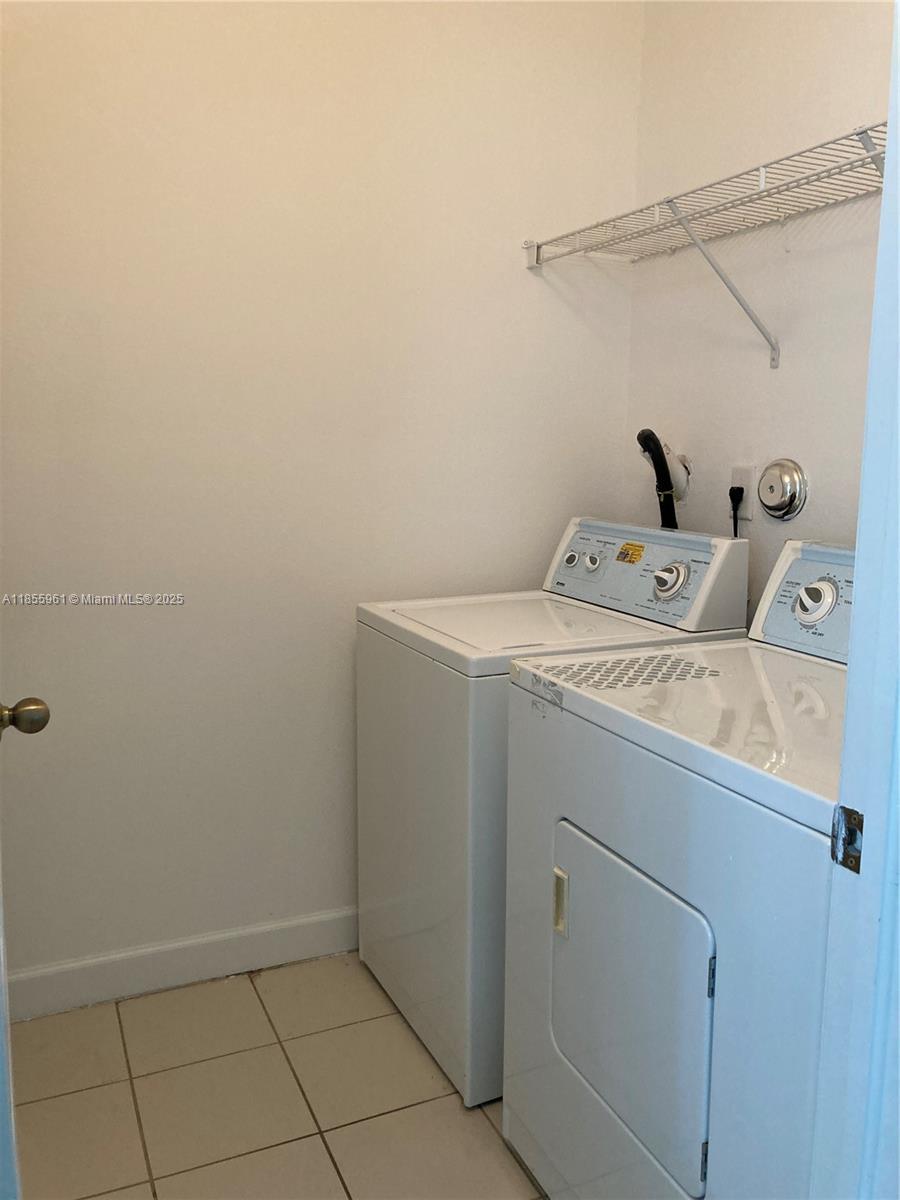 GRAND LAKES PHASE I - Residential