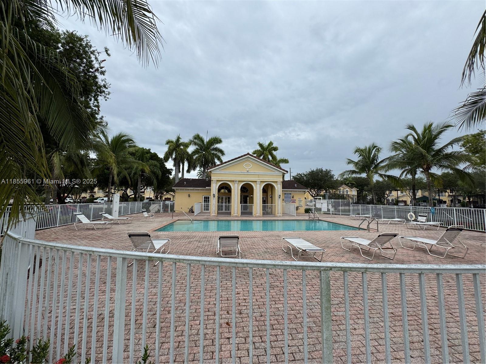 GRAND LAKES PHASE I - Residential