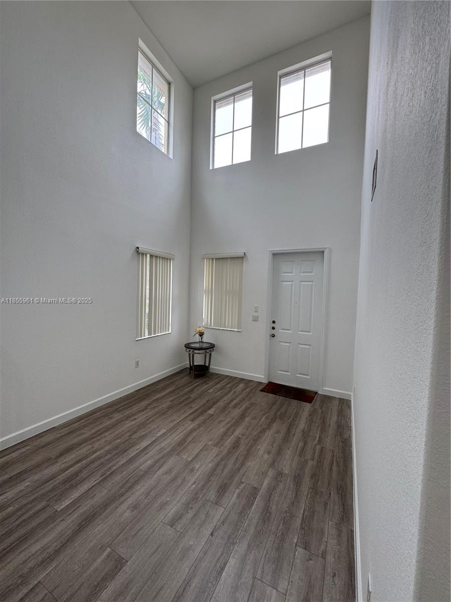 GRAND LAKES PHASE I - Residential