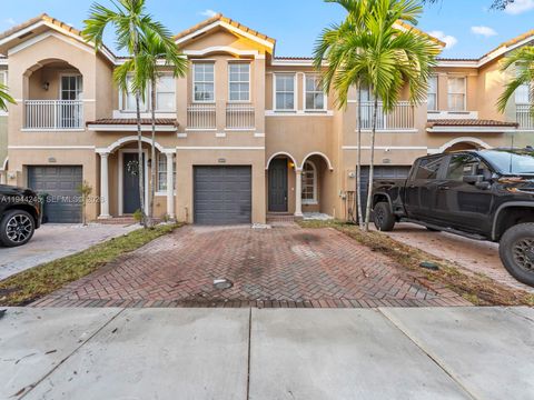 Photo of 2441 SE 14th St, Homestead, FL 33035 (MLS # A11944245)