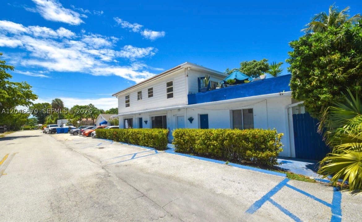 213 S Ocean Blvd