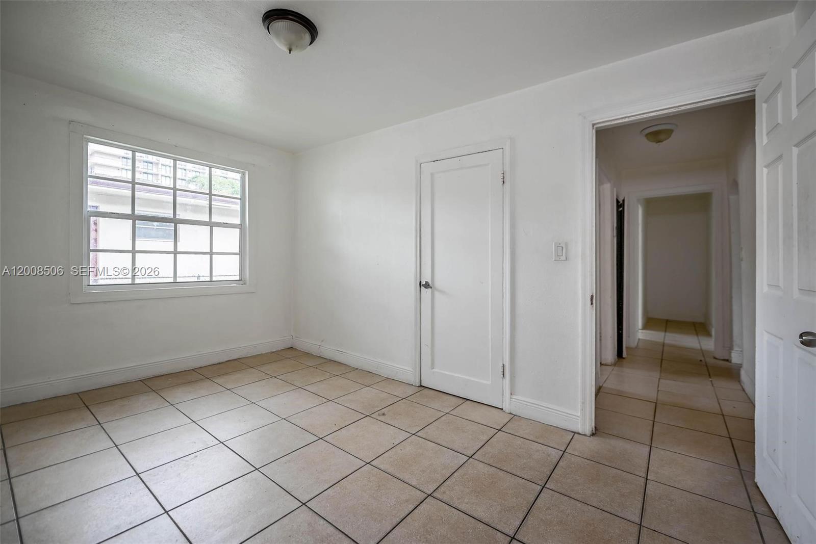 GRAPELAND - Residential Income