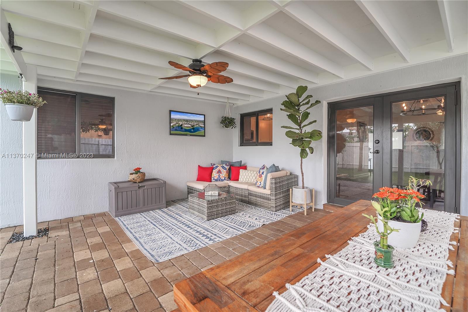 JEANNIE FOREST - Residential