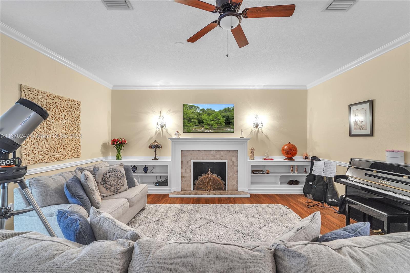 JEANNIE FOREST - Residential