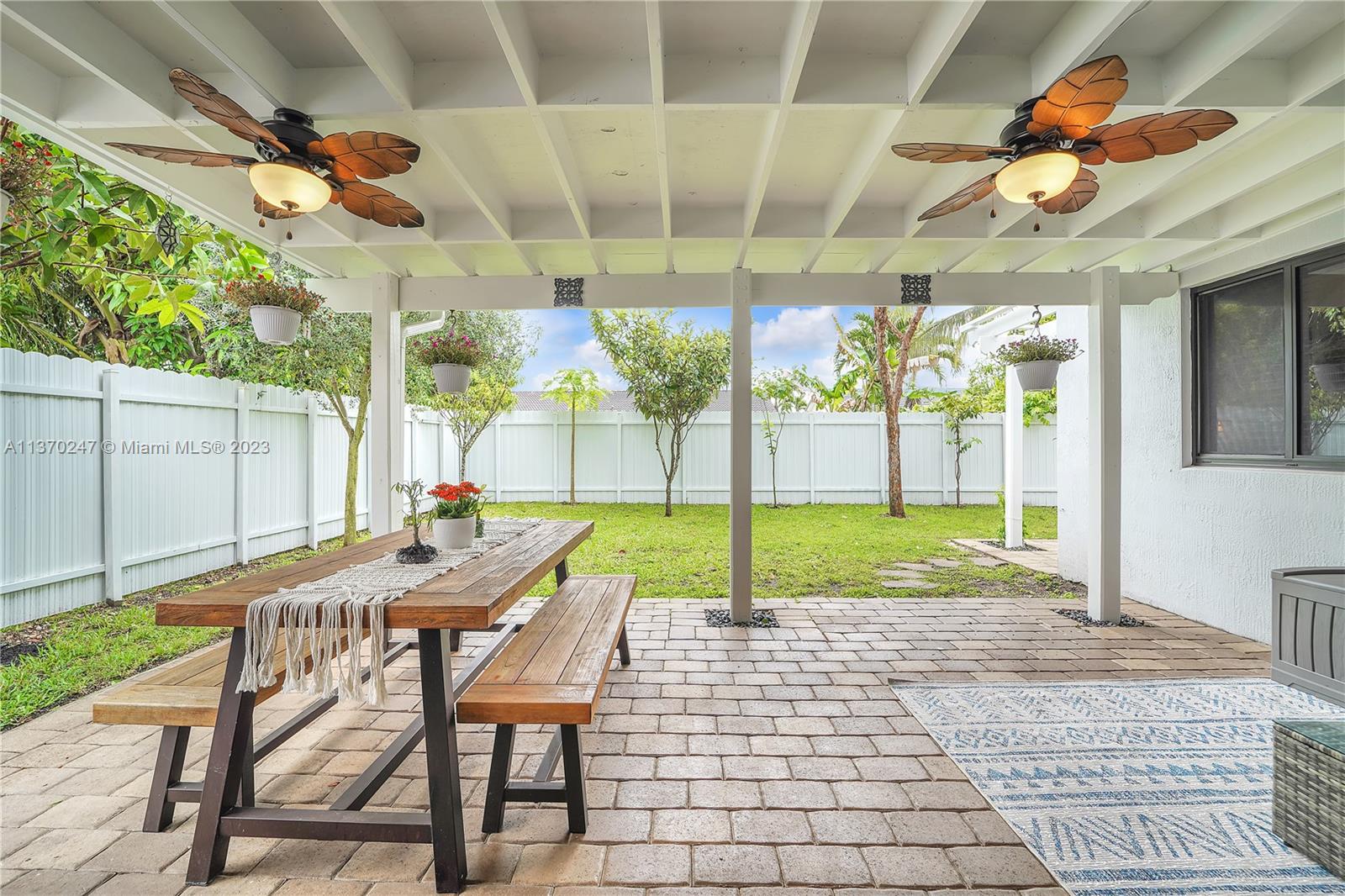 JEANNIE FOREST - Residential