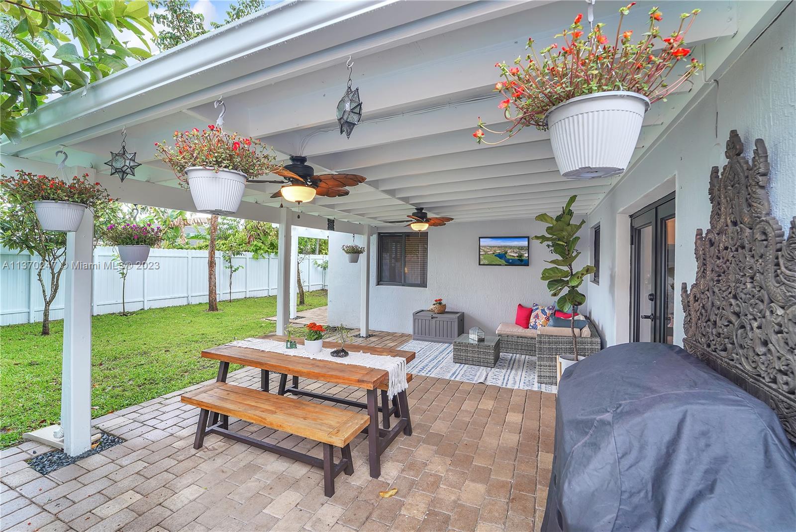 JEANNIE FOREST - Residential