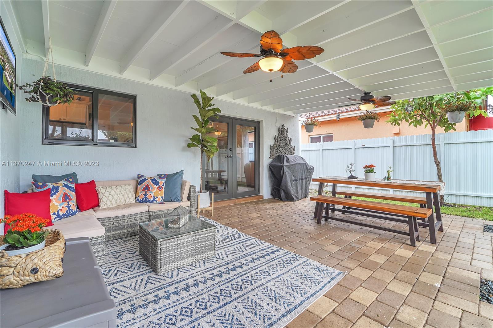 JEANNIE FOREST - Residential