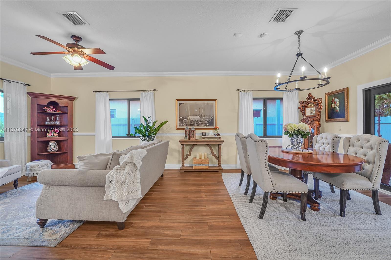 JEANNIE FOREST - Residential