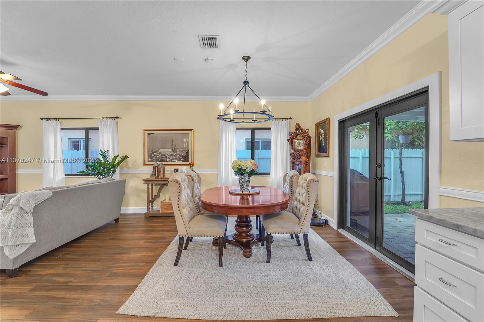 JEANNIE FOREST - Residential