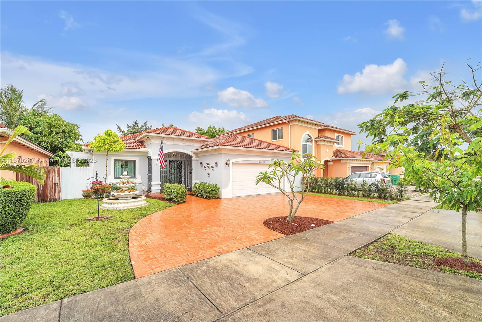 JEANNIE FOREST - Residential