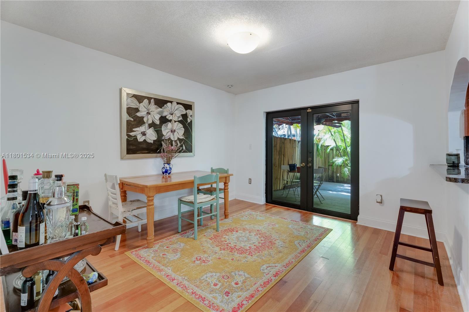 3182 Day Ave