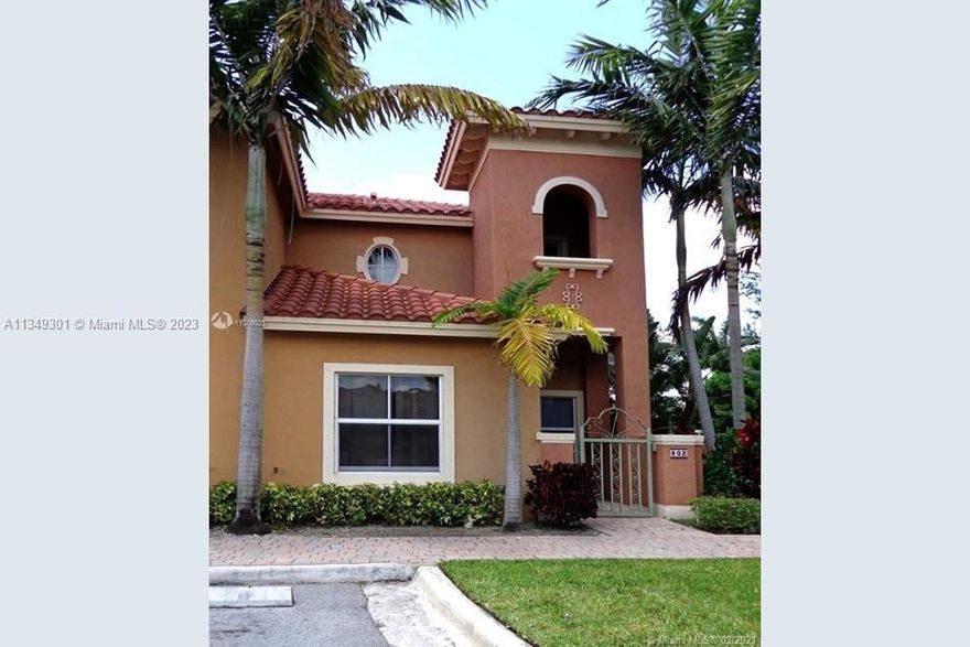 GREAT FOR INVESTMENT OR HOMESTEAD! LOCATED NEXT TO THE SHOPS AT PEMBROKE GARDEN
WITH EASY ACCESS TO MAJOR HIGHWAYS. CORNER AND PRIVATE BACKYARDS LAKE FRONT!. THIS BEAUTIFUL 3BEDS / 3BTHS CORNER HOME, FEATURES THREE BEDS AND THREE FULL BATHROOMS, 1 BED & BATH DOWNSTAIRS. IDEAL FLOOR PLAN. VERY LARGE EAT-IN KITCHEN OVER LOOKING THE PATIO and THE LAKE, TOTALLY UPGRADED WITH WOOD CABINETS, GRANITE & STAINLESS STEEL APPLIANCES. EXCELLENT GATED COMMUNITY WITH AMENITIES THAT INCLUDE CLUBHOUSE, POOL, ONE ASSIGNED PARKING SPACE #106 and GUESTS PARKING.