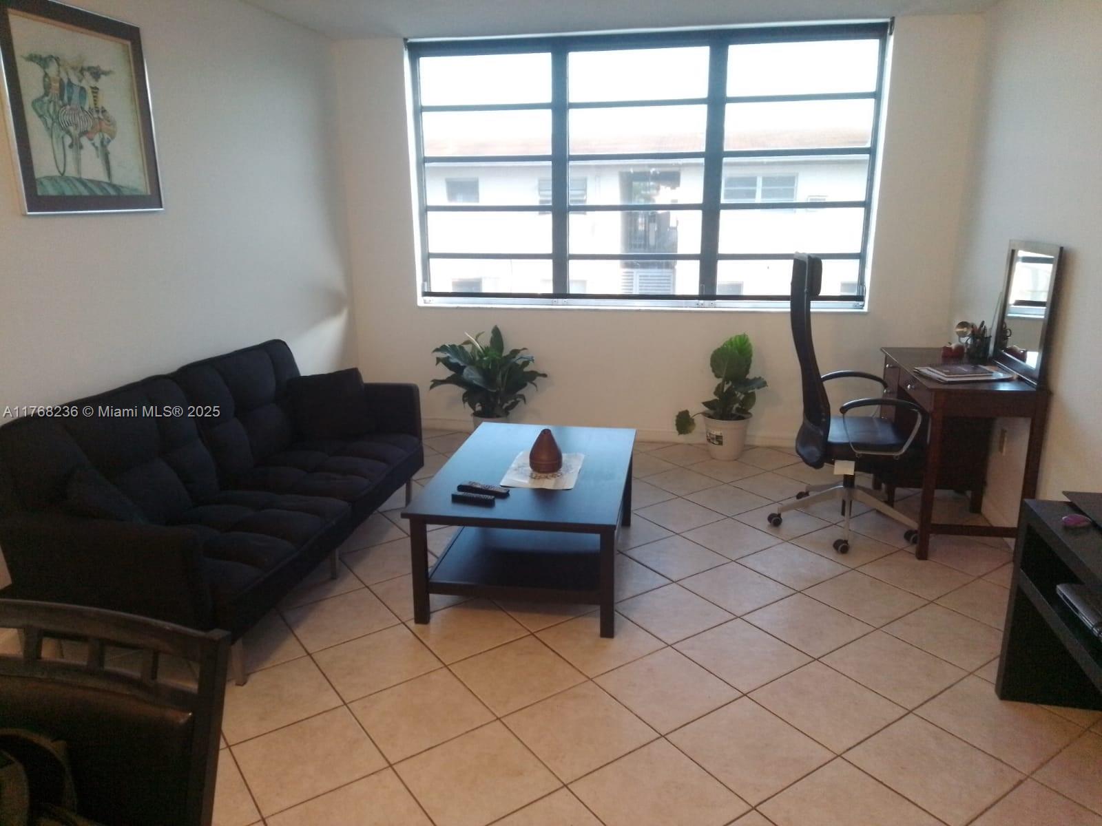 Rental Property at 13390 Ne 7th Ave 207, North Miami, Miami-Dade County, Florida - Bedrooms: 1 
Bathrooms: 1  - $1,500 MO.