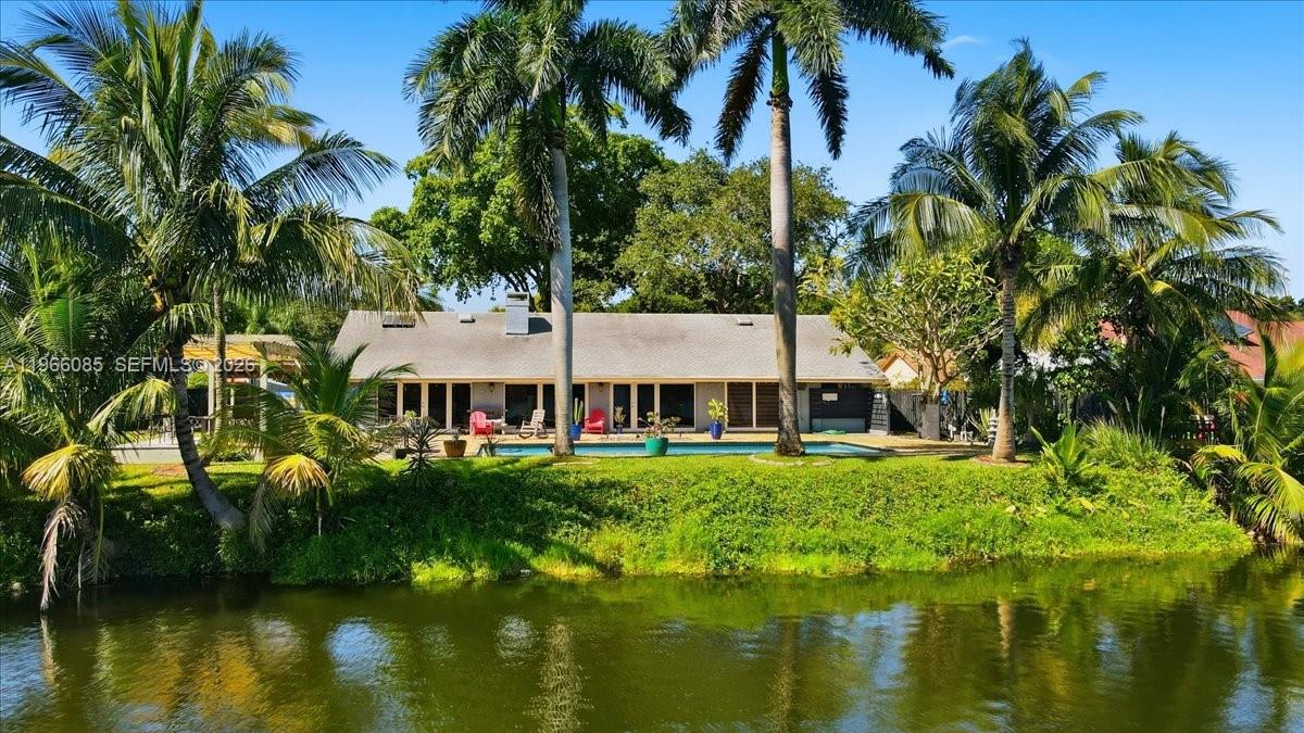 DAVIDE ISLES - Residential