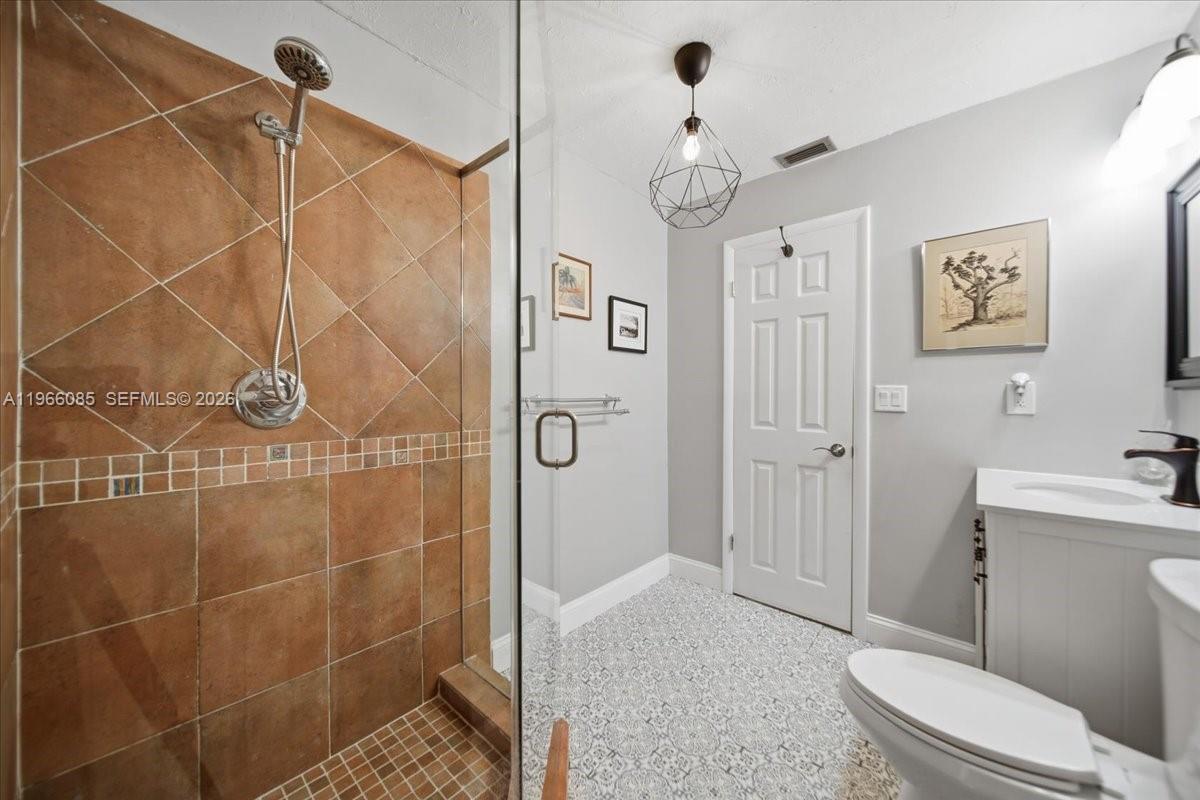 DAVIDE ISLES - Residential