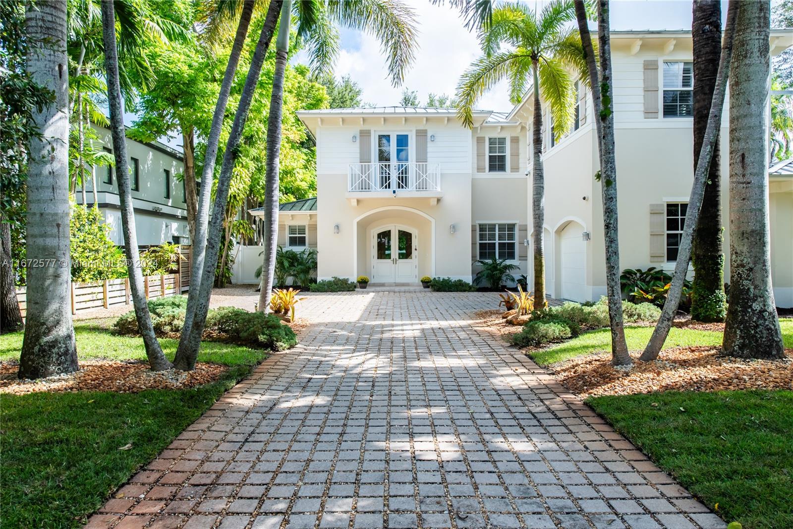 PINECREST VILLAS 2 ADDN - Residential