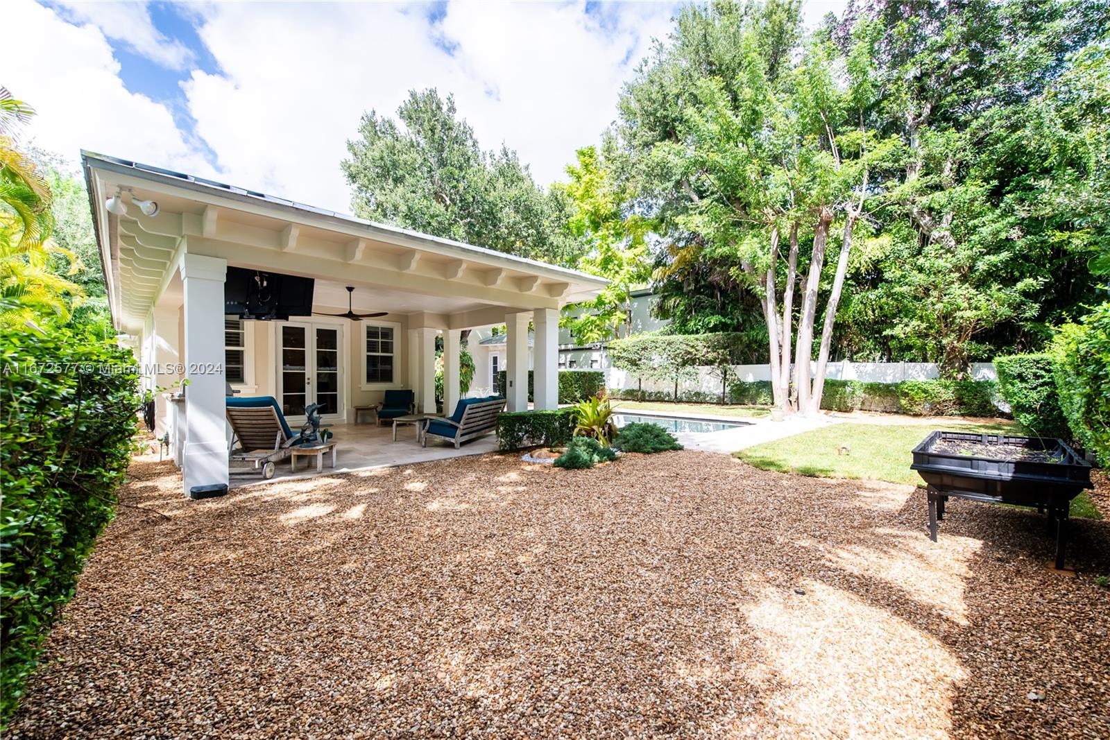 PINECREST VILLAS 2 ADDN - Residential