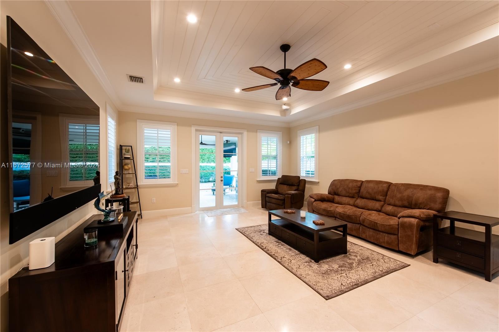 PINECREST VILLAS 2 ADDN - Residential