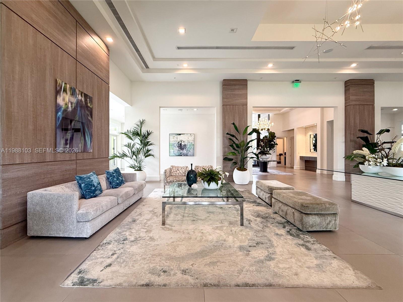 CANARIAS AT DORAL - Residential Lease