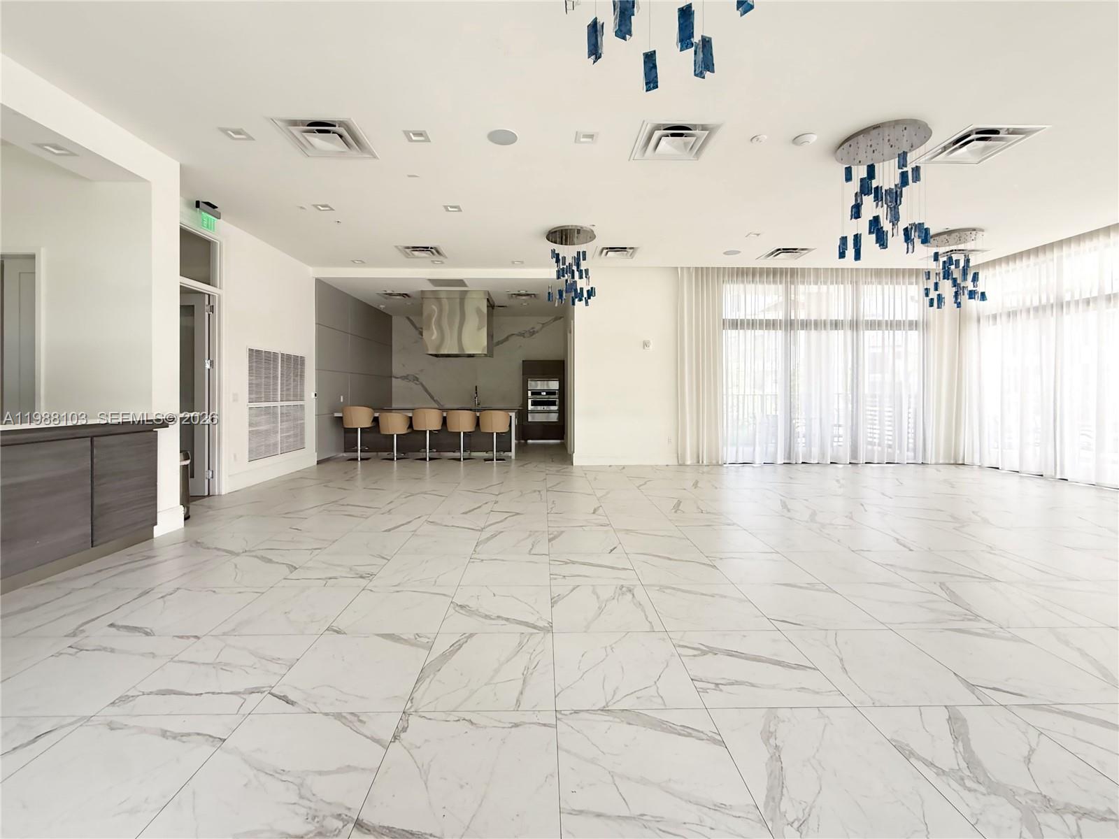 CANARIAS AT DORAL - Residential Lease