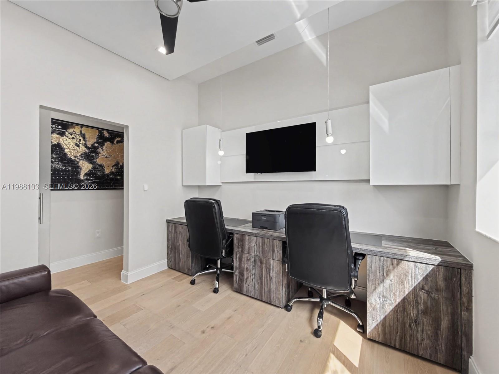 CANARIAS AT DORAL - Residential Lease