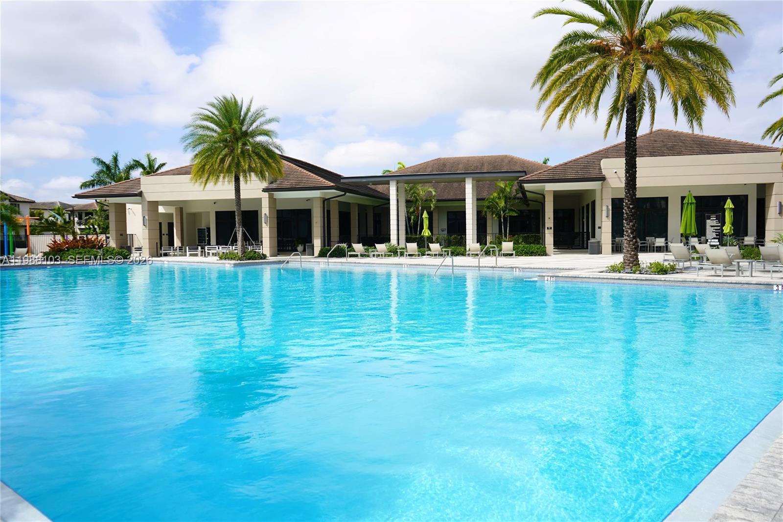 CANARIAS AT DORAL - Residential Lease