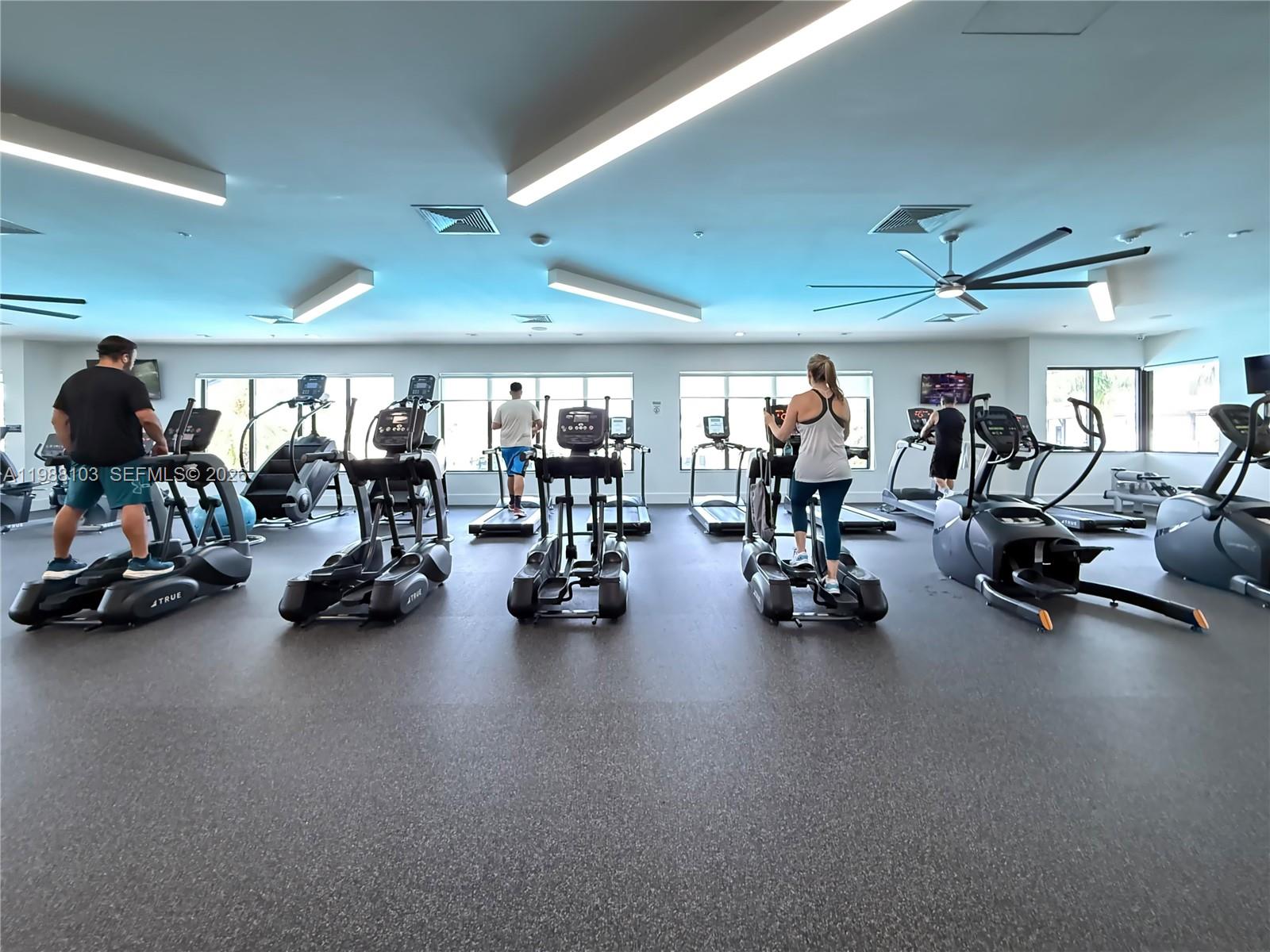 CANARIAS AT DORAL - Residential Lease