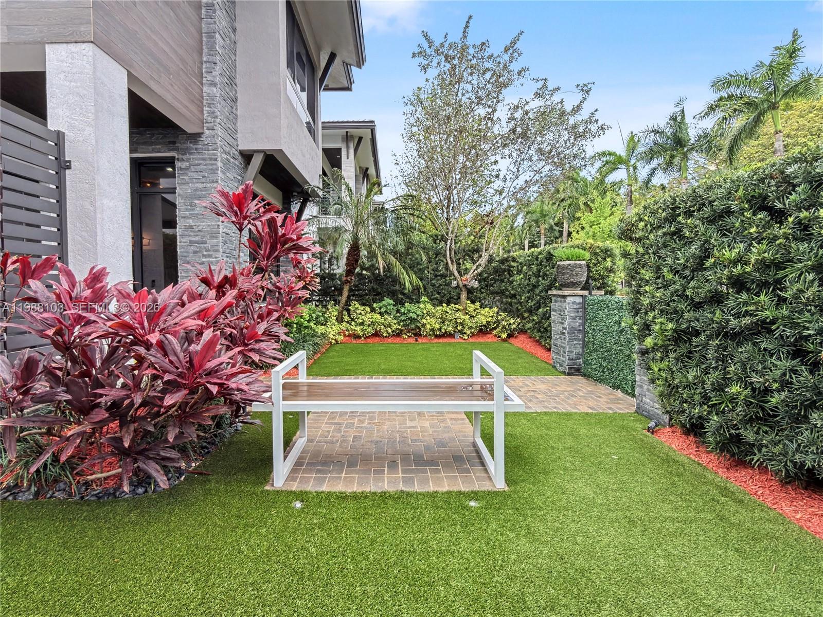 CANARIAS AT DORAL - Residential Lease