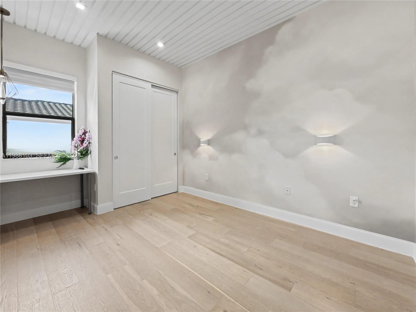 CANARIAS AT DORAL - Residential Lease