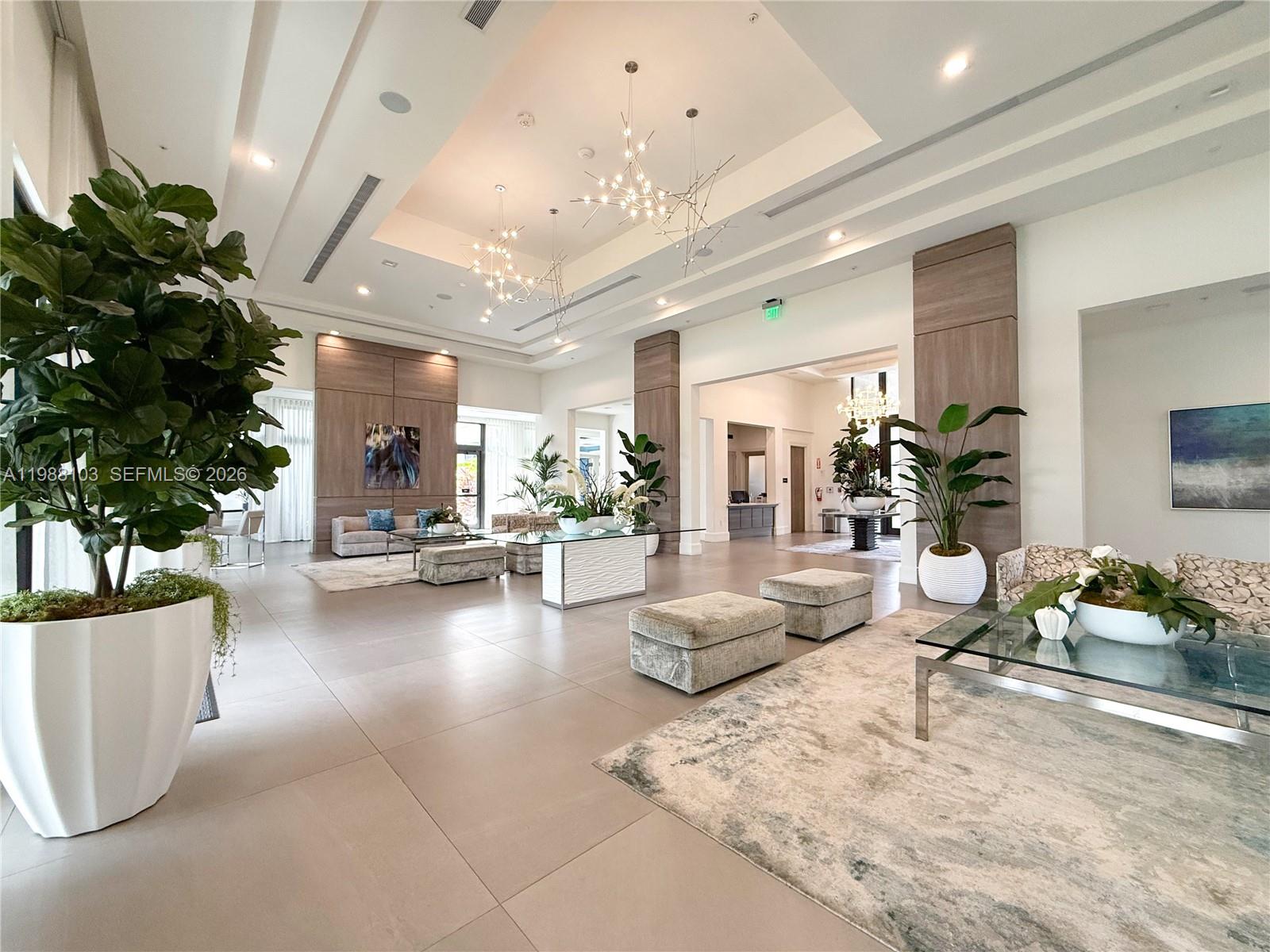 CANARIAS AT DORAL - Residential Lease