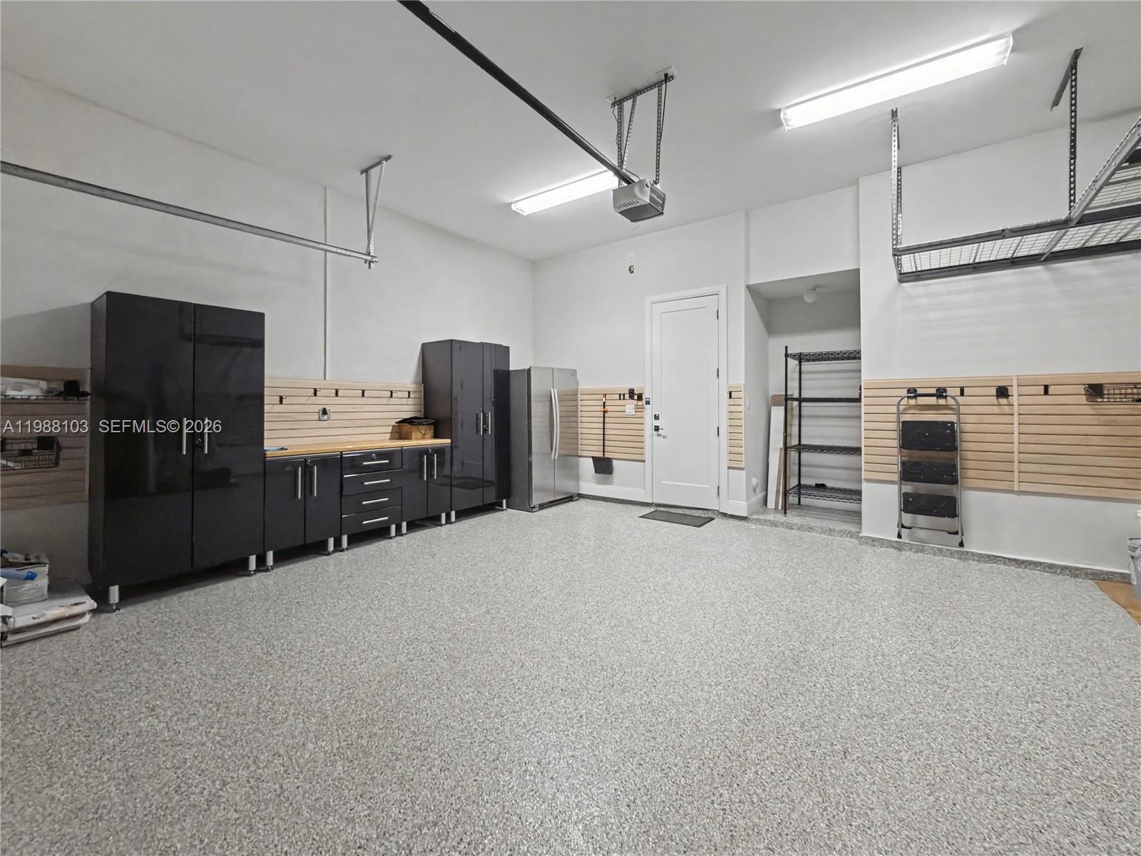 CANARIAS AT DORAL - Residential Lease