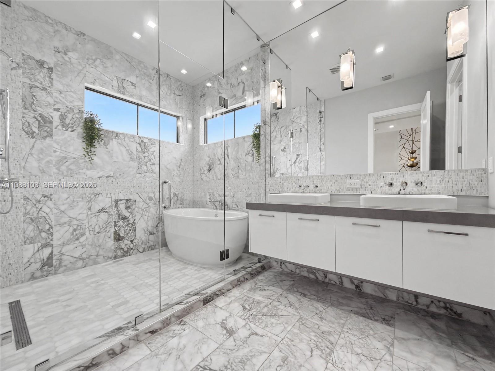 CANARIAS AT DORAL - Residential Lease