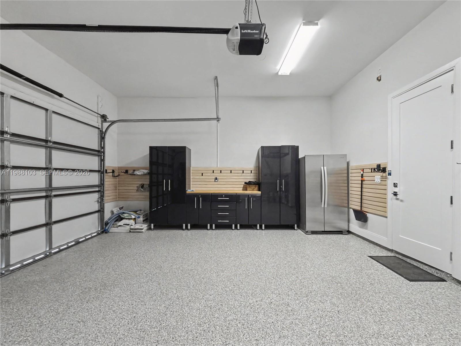 CANARIAS AT DORAL - Residential Lease