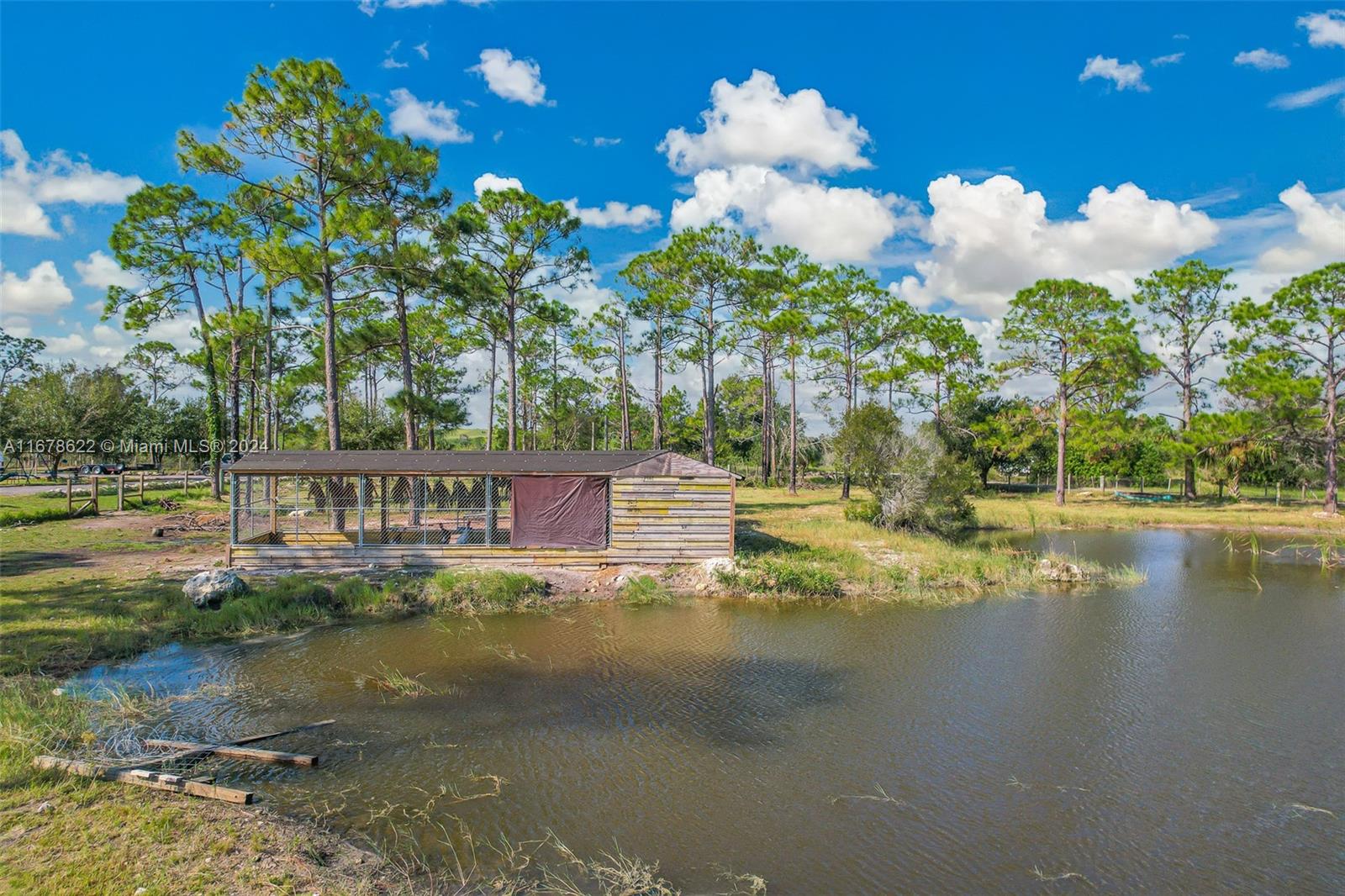 FL HENDRY LAND 40 AC TRS U - Residential